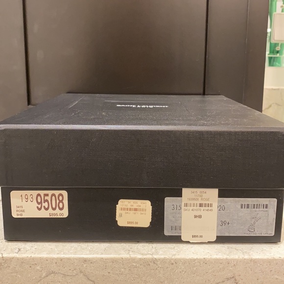 SAINT LAURENT Patent Tribute 75 Platform Sandals - Picture 13 of 16